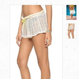 Eberjey crochet coverup shorts -M